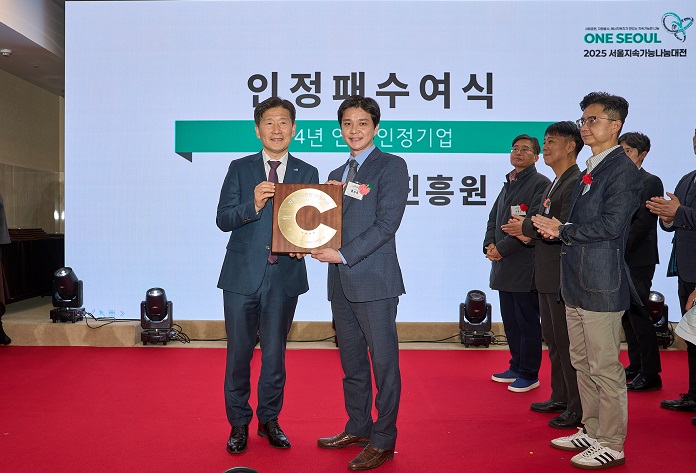 브로셔 리플릿 사진